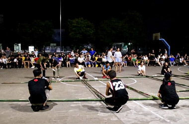 广西乐鱼(中国)郁江校区竹竿舞晚会